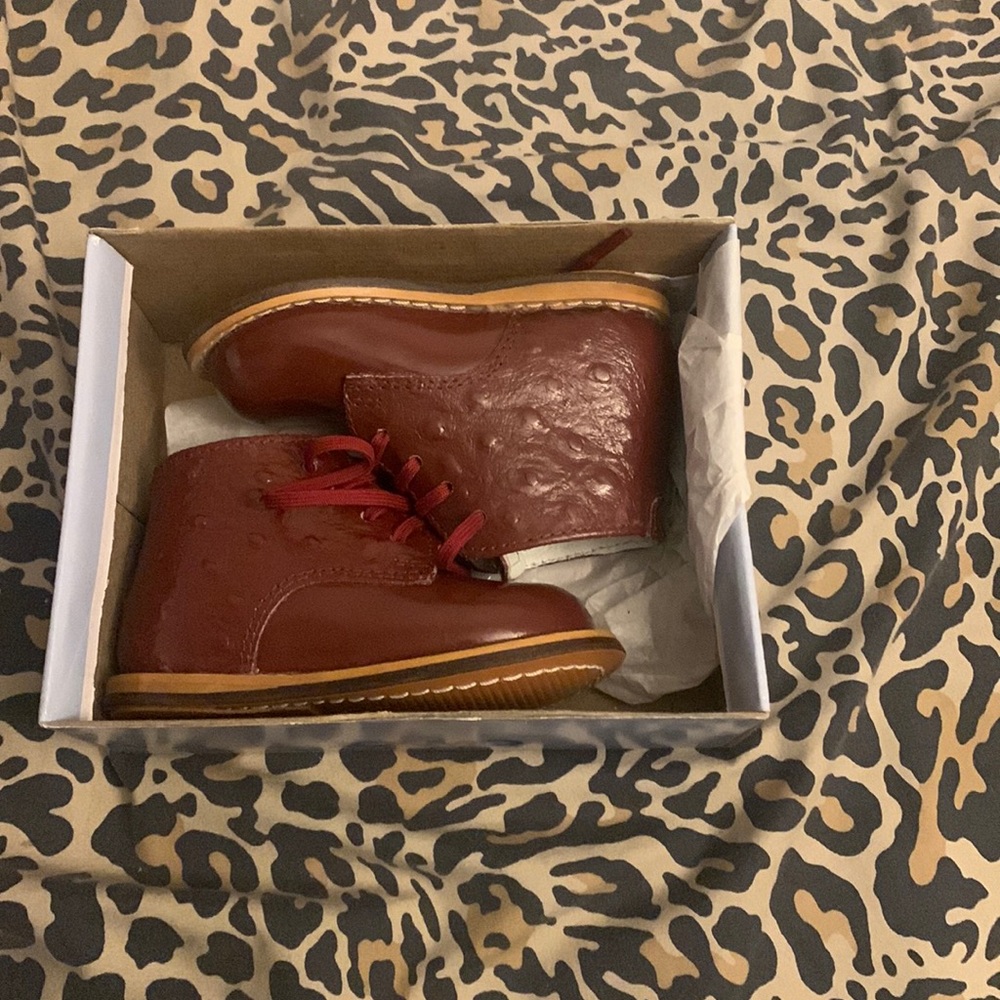 Baby walking shoes